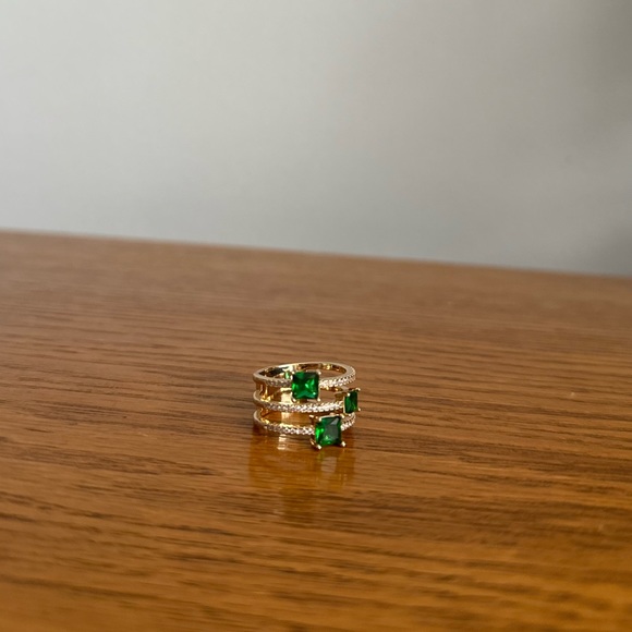 Diamond & Emerald 3 band ring - size 6.75 - Picture 1 of 7
